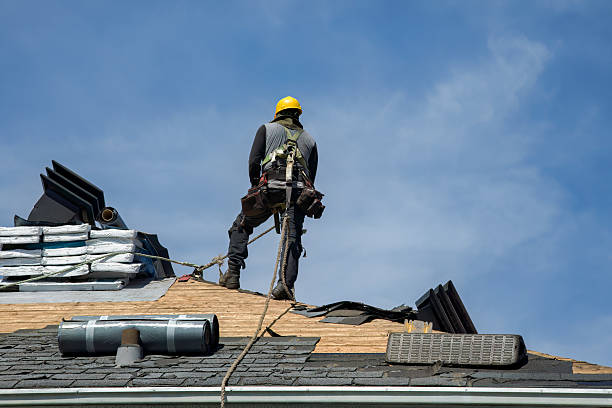 Professional Roofing technician working in Lynnfield, MA